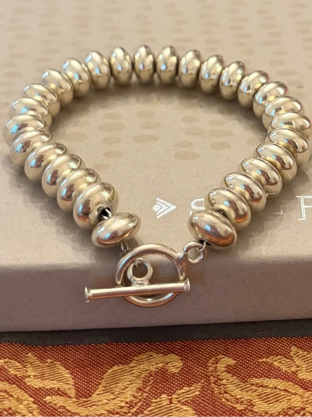 Rare Vintage Silpada Sterling Silver Oval Bead Toggle Clasp Bracelet B0626